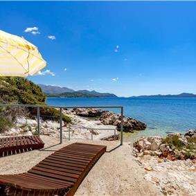 Luxury 5 Bedroom Beachfront Villa near Dubrovnik, Sleeps 11-12